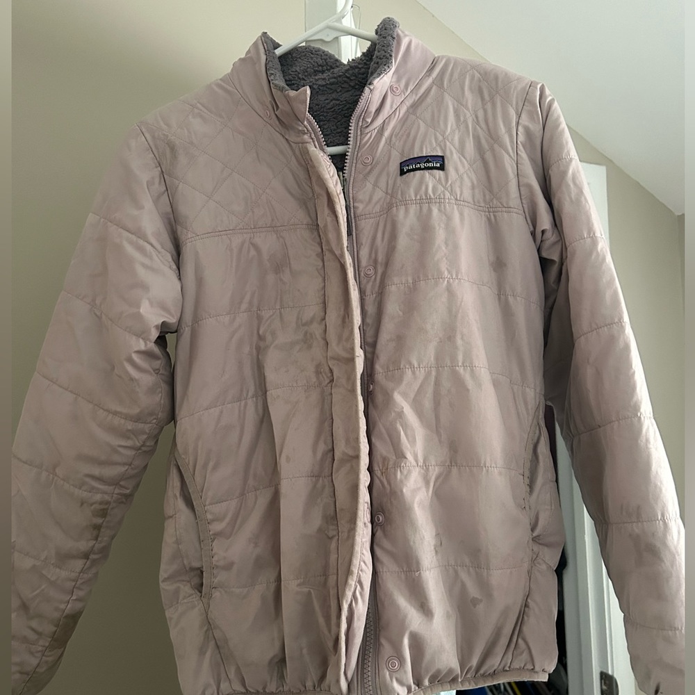 Patagonia light pink reversible (fleece) coat - kids size medium